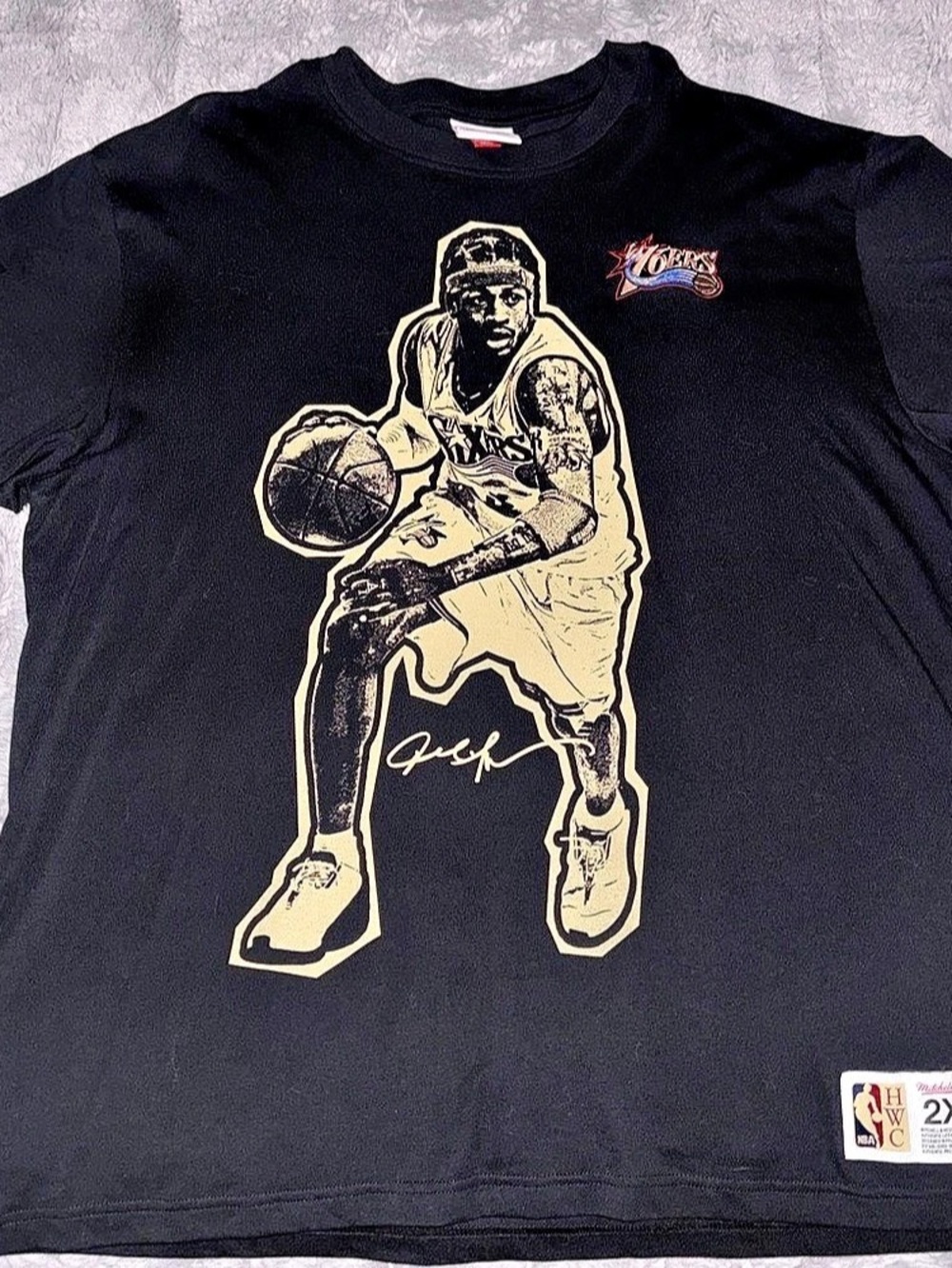 Mitchell & Ness Allen Iverson Philadelphia 76ers Hardwood Classics Real Big Face